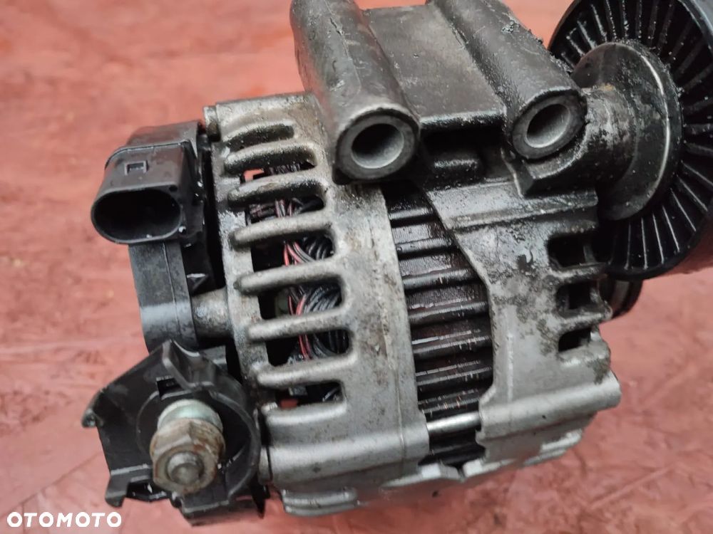 BMW E60 LCI / E61 LCI / E63 LCI / E64 LCI / E70 / E81 / E82 / E83 LCI / E84 / E87 LCI / E88 / E90 / E90 LCI / E91 / E91 LCI / E92 / E92 LCI / E93 / E93 LCI. ORYGINALNY ALTERNATOR DO SILNIKÓW N53 / N52 180A O NR: 7 551 254 / 7 555 926 OEM. 100% SPRAWNY TECHNICZNIE. - 8