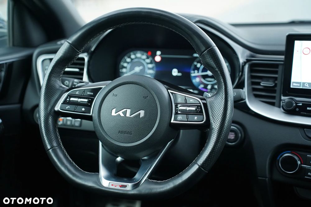 Kia Ceed 1.5 T-GDI DCT7 OPF GT Line - 25