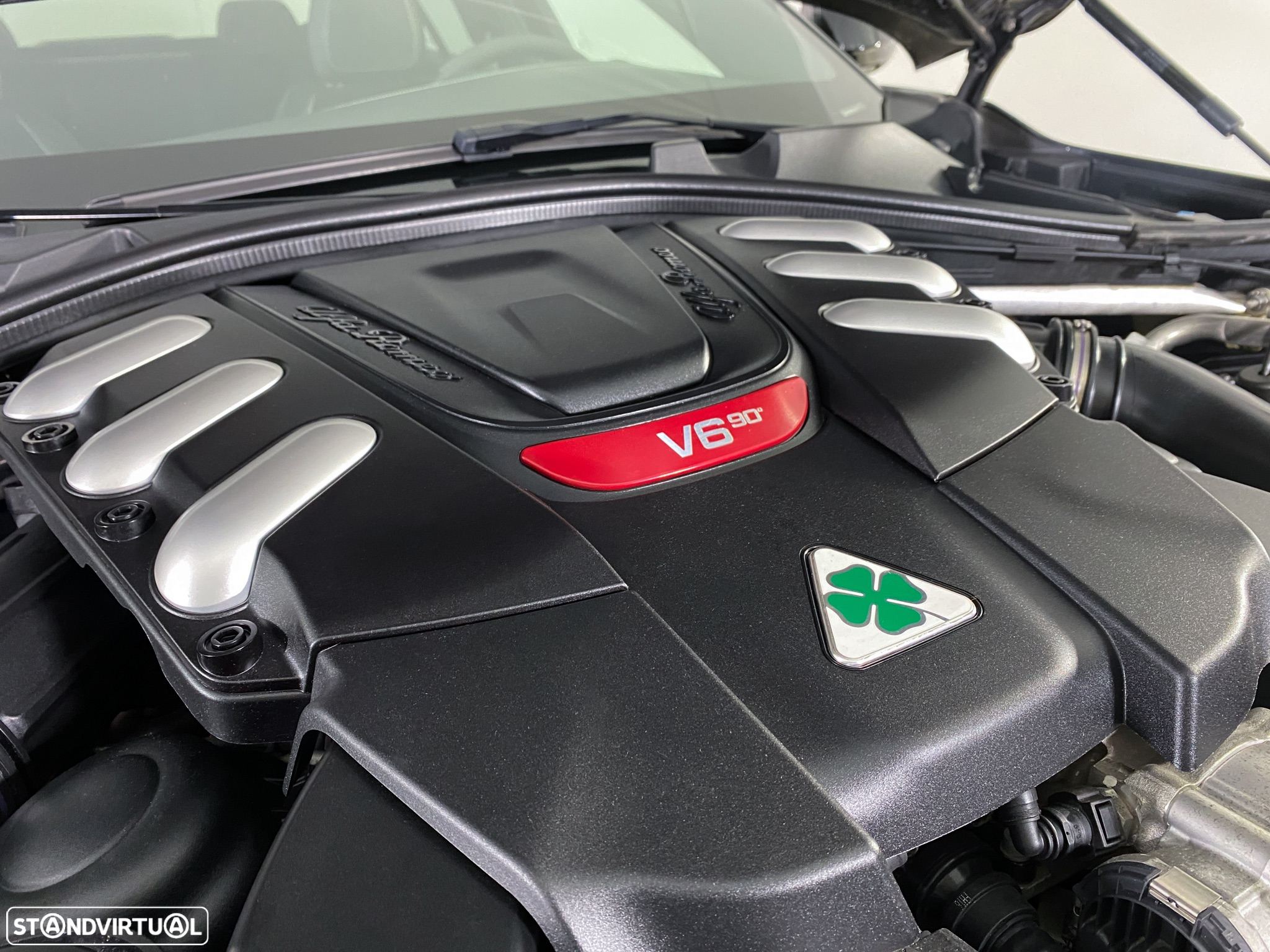 Alfa Romeo Giulia 2.9 Bi-Turbo Quadrifoglio AT8 - 28