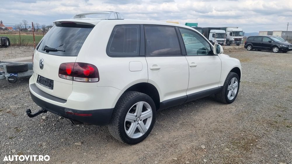 Volkswagen Touareg 2.5 R5 TDI DPF Aut. Individual - 4