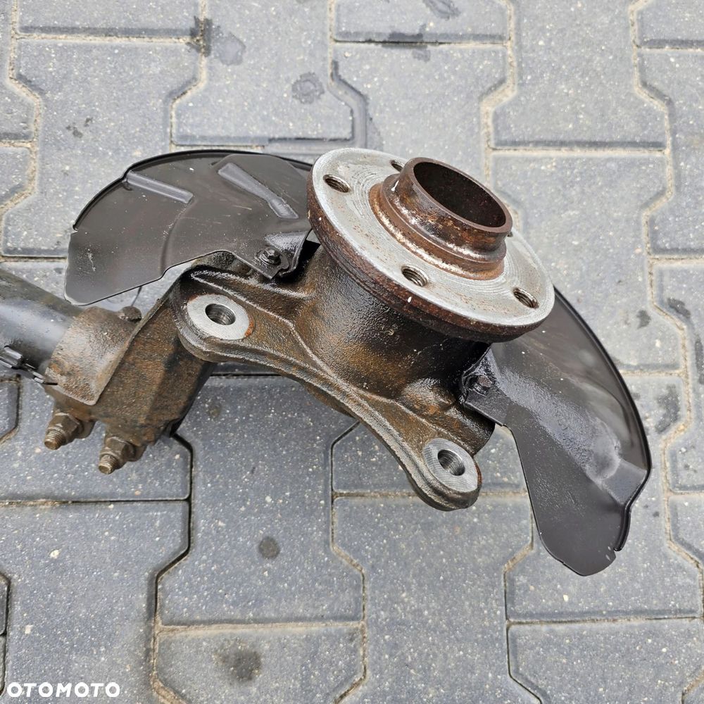 VW T6 2.0 TDI zwrotnica amortyzator mcperson kopyto lewy przód 7E5413031 - 2