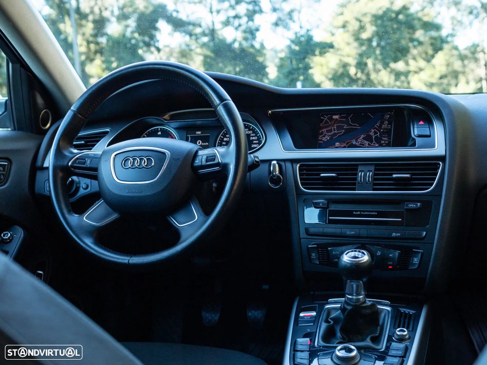 Audi A4 Avant 2.0 TDI Business Line Sport - 10