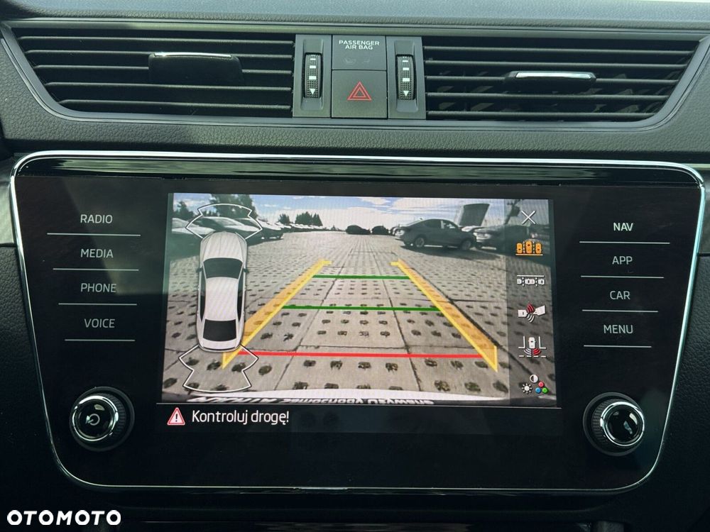 Skoda Superb 2.0 TSI 4x4 Sportline DSG - 23