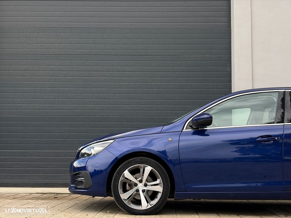 Peugeot 308 PureTech 130 GPF EAT8 Stop & Start Tech Edition - 8