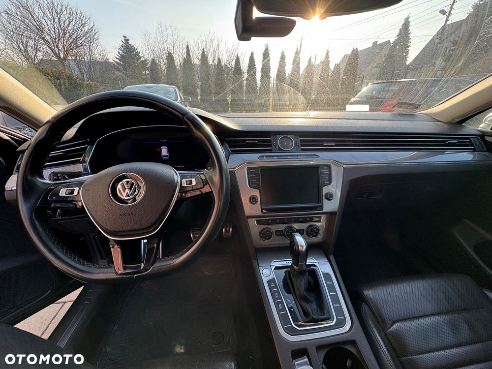 Volkswagen Passat 2.0 TDI Bi-Turbo BMT 4Mot Highline DSG - 2