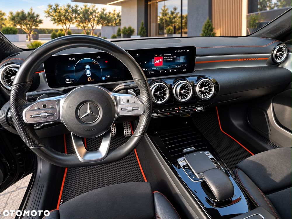 Mercedes-Benz CLA 220 Edition 1 7G-DCT - 4