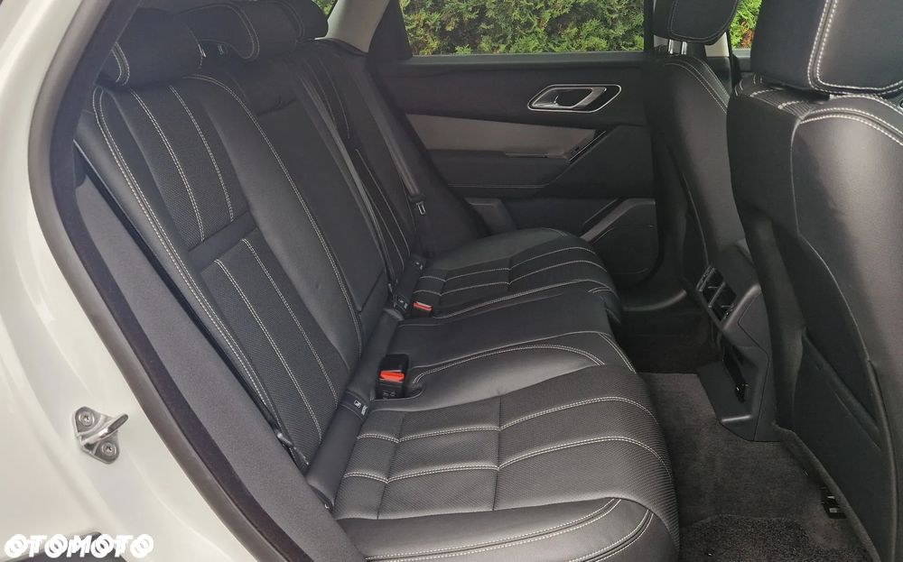 Land Rover Range Rover Velar P400e - 23