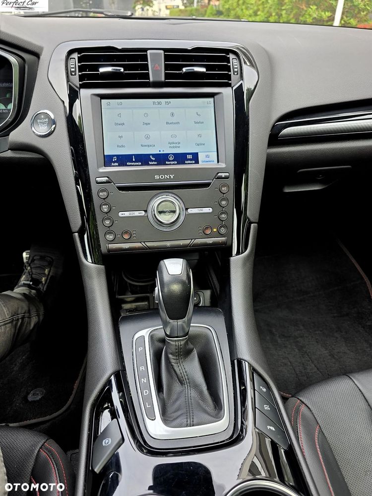 Ford Mondeo SW 2.0 Hybrid ST-Line X - 19