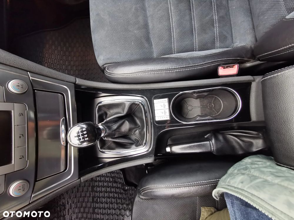 Ford Mondeo Turnier 2.2 TDCi Titanium - 25