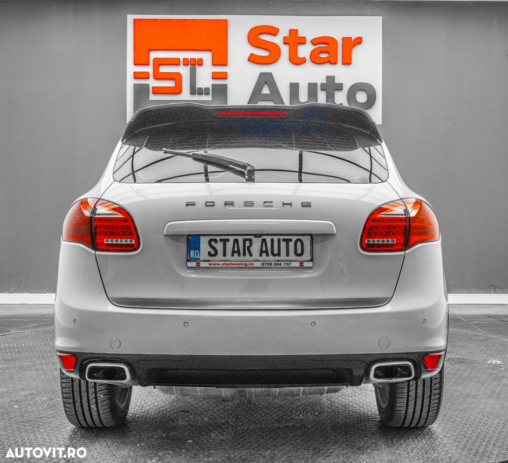 Porsche Cayenne - 6