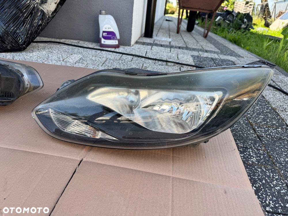 FORD FOCUS MK3 lampa lewa lewy przod Europa - 3