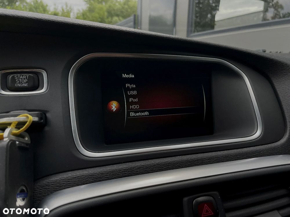 Volvo V40 Cross Country D3 Momentum - 28