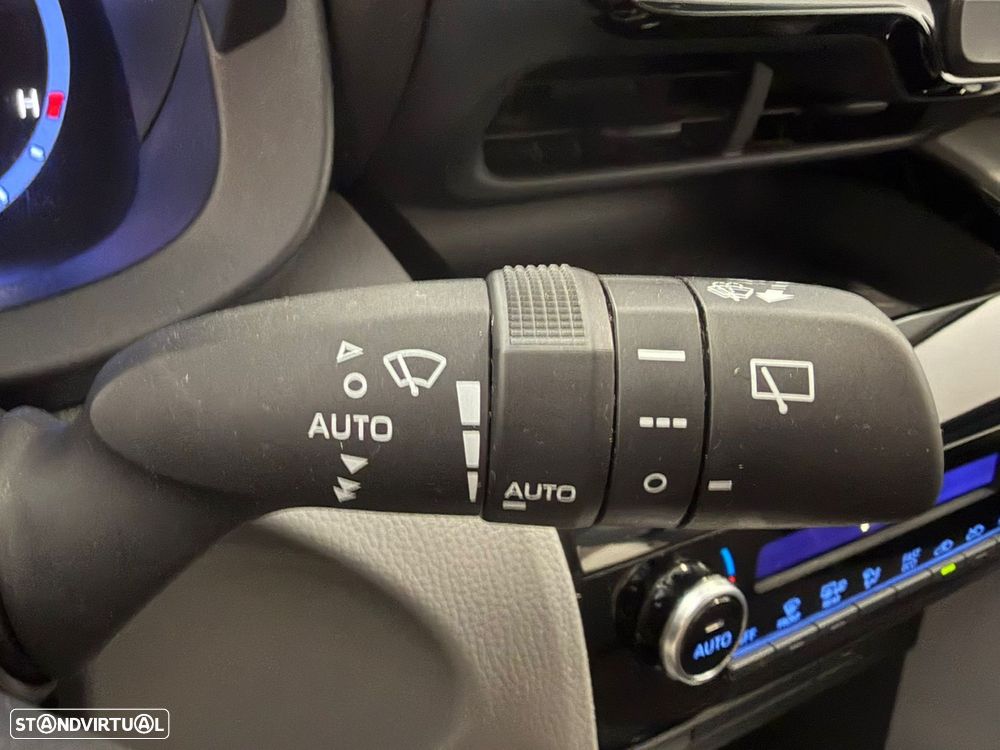 Toyota Yaris Cross 1.5 HDF Comfort Plus - 19