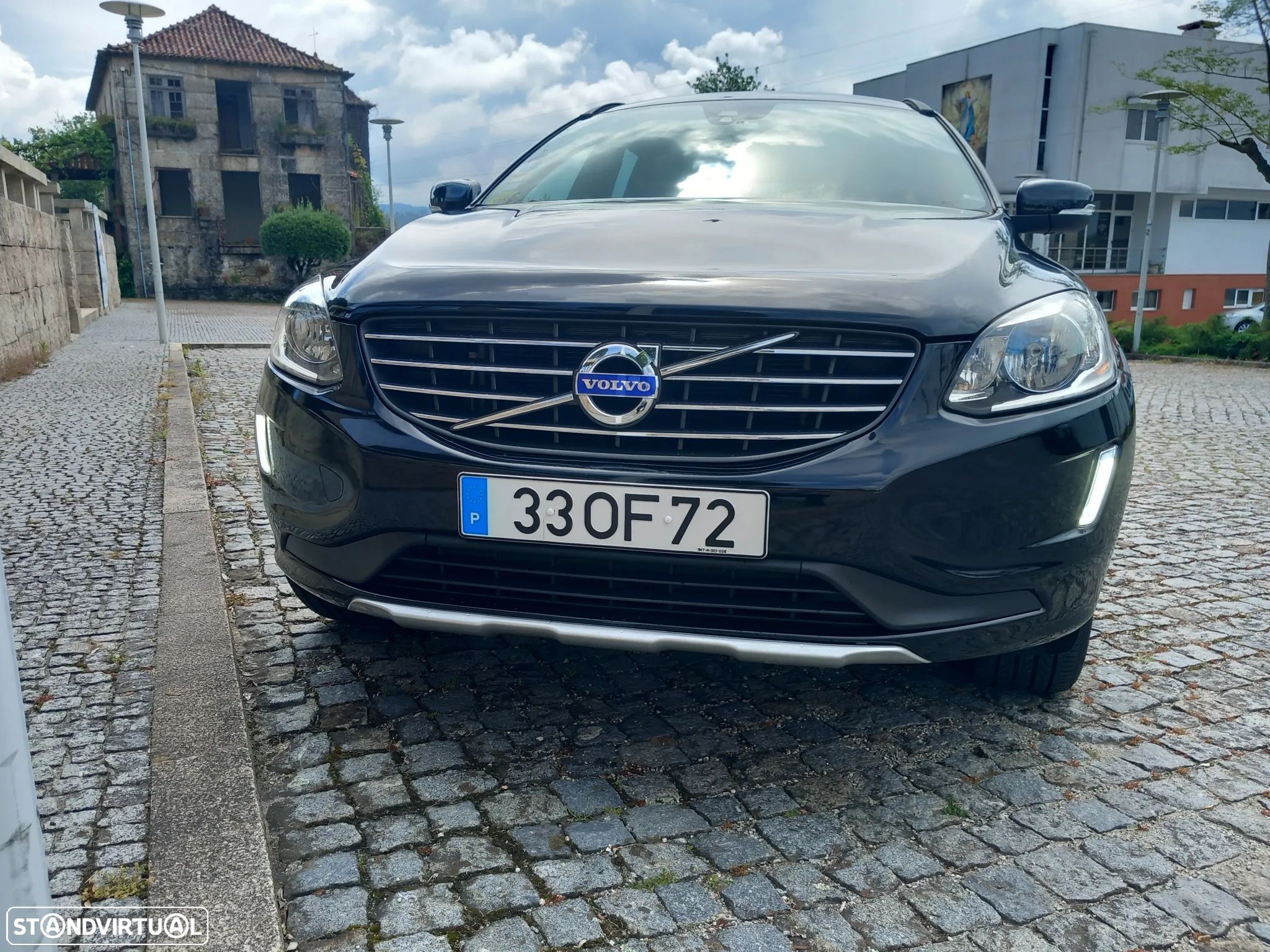 Volvo XC 60 2.0 D4 Momentum - 1