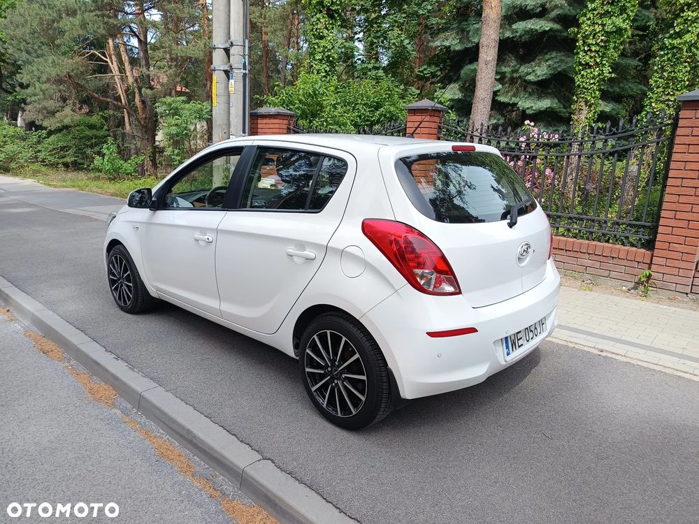 Hyundai i20 1.1 CRDi Comfort - 8