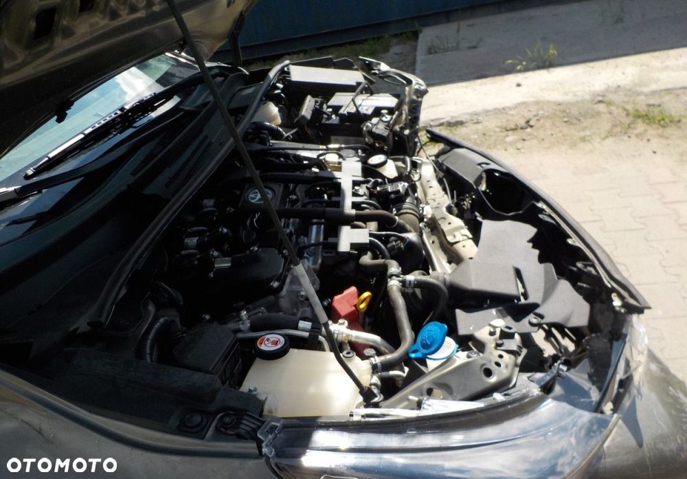 Toyota Corolla - 4
