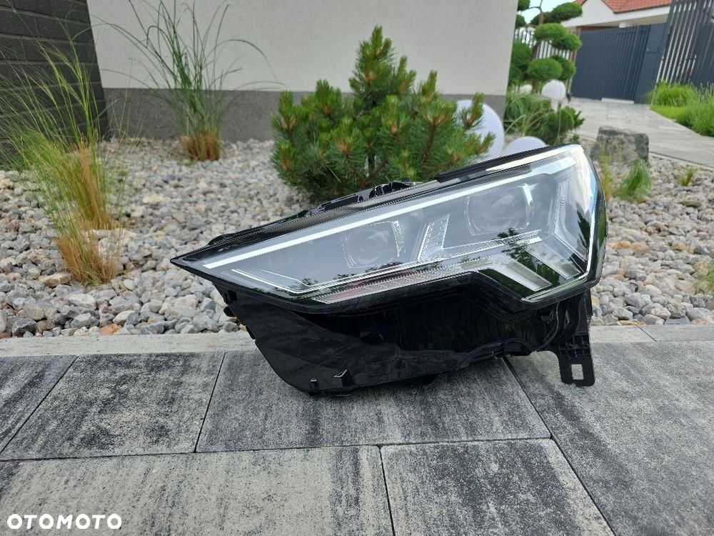 AUDI Q3 83A Lampa lewa przód Full Led Matrix HD 83A941035 Chrom 2020 - 1