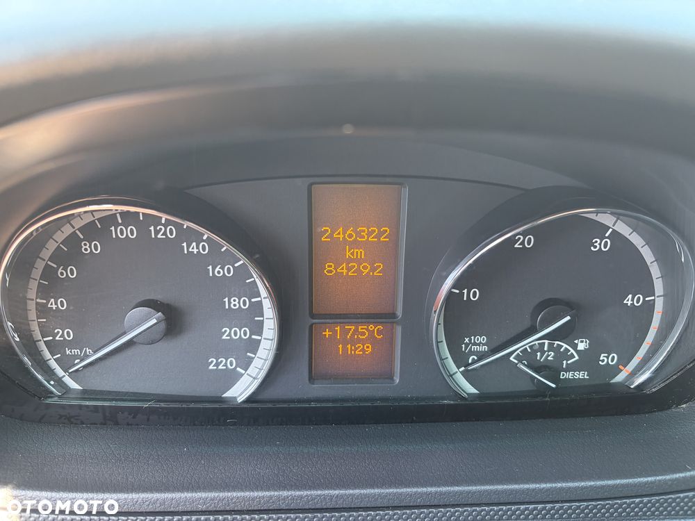 Mercedes-Benz Vito - 2
