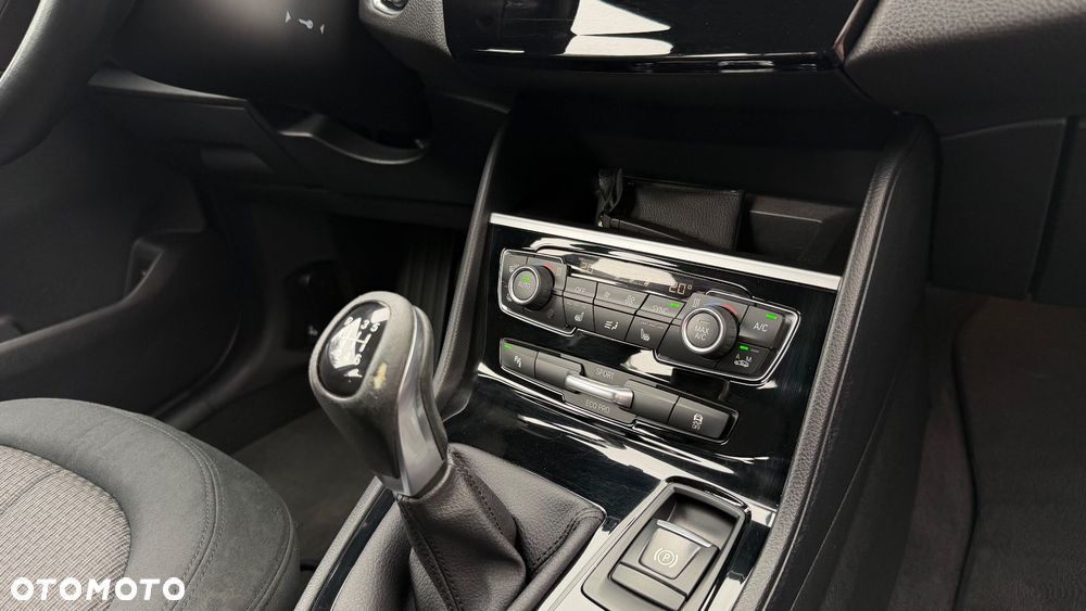 BMW Seria 2 218i GT Advantage - 23