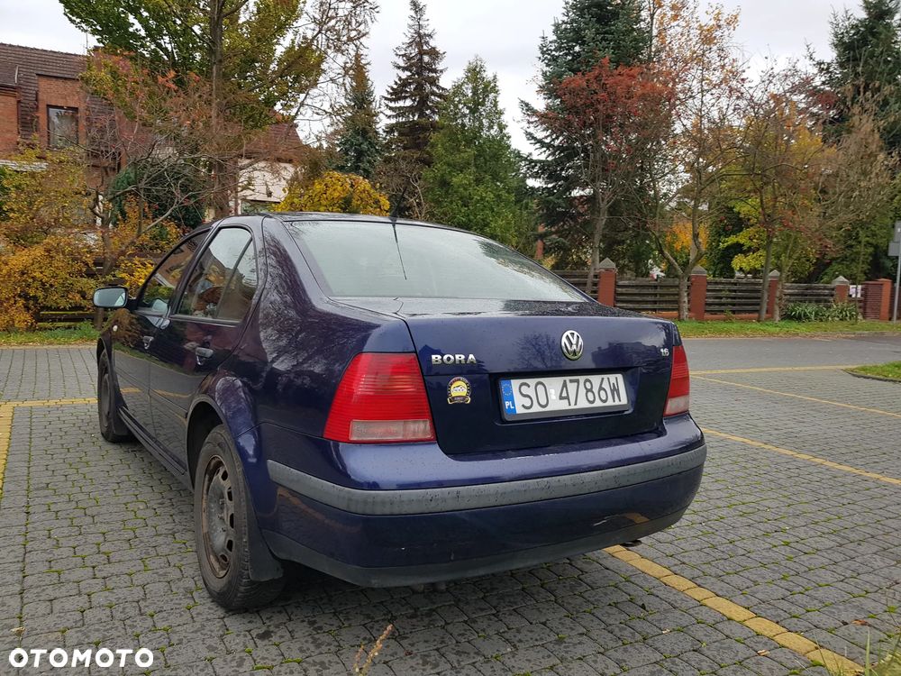 Volkswagen Bora 1.6 Comfortline - 4
