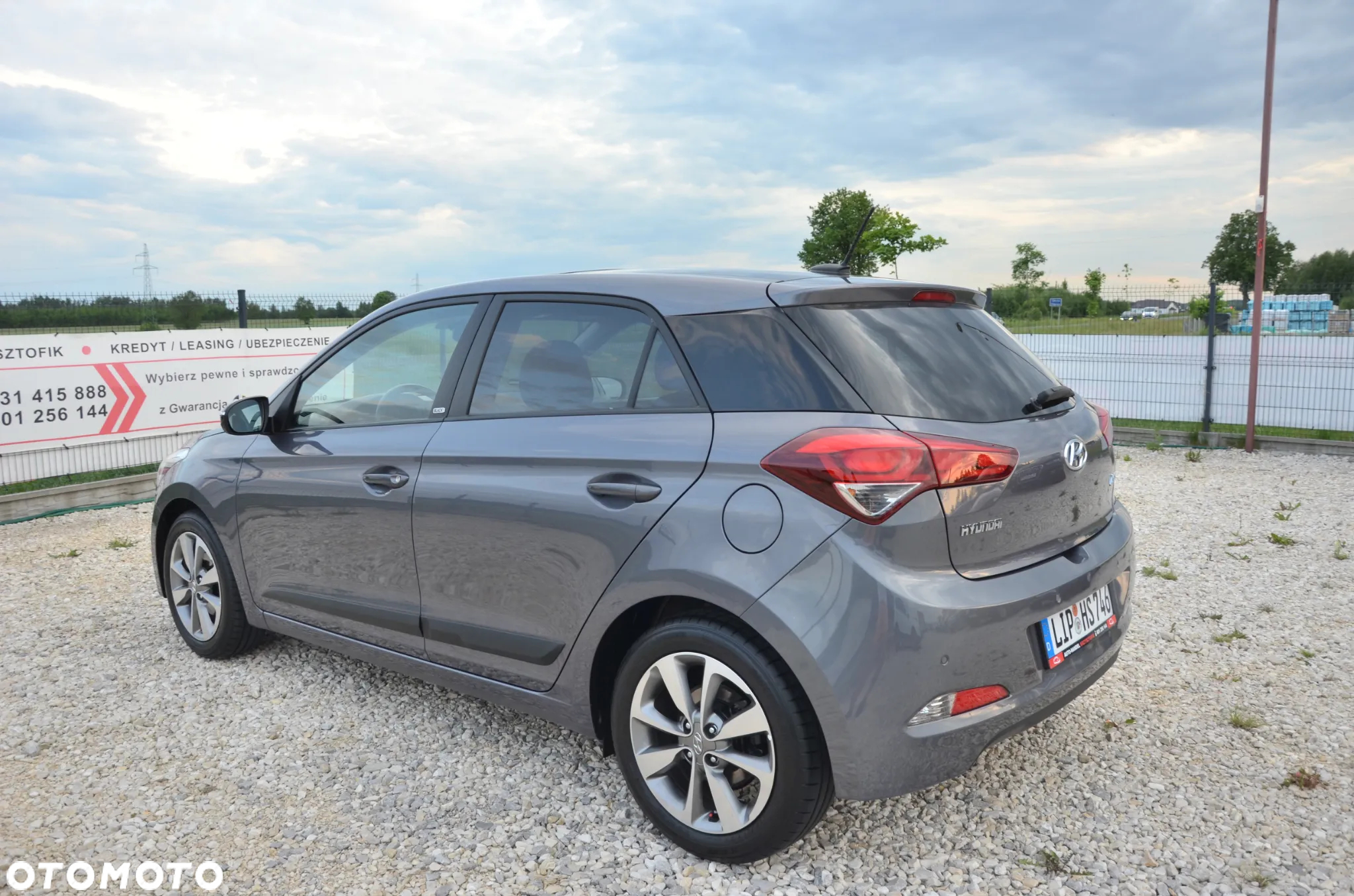Hyundai i20 1.4 Premium - 8