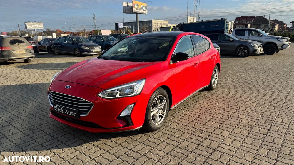 Ford Focus 1.0 EcoBoost Titanium - 1