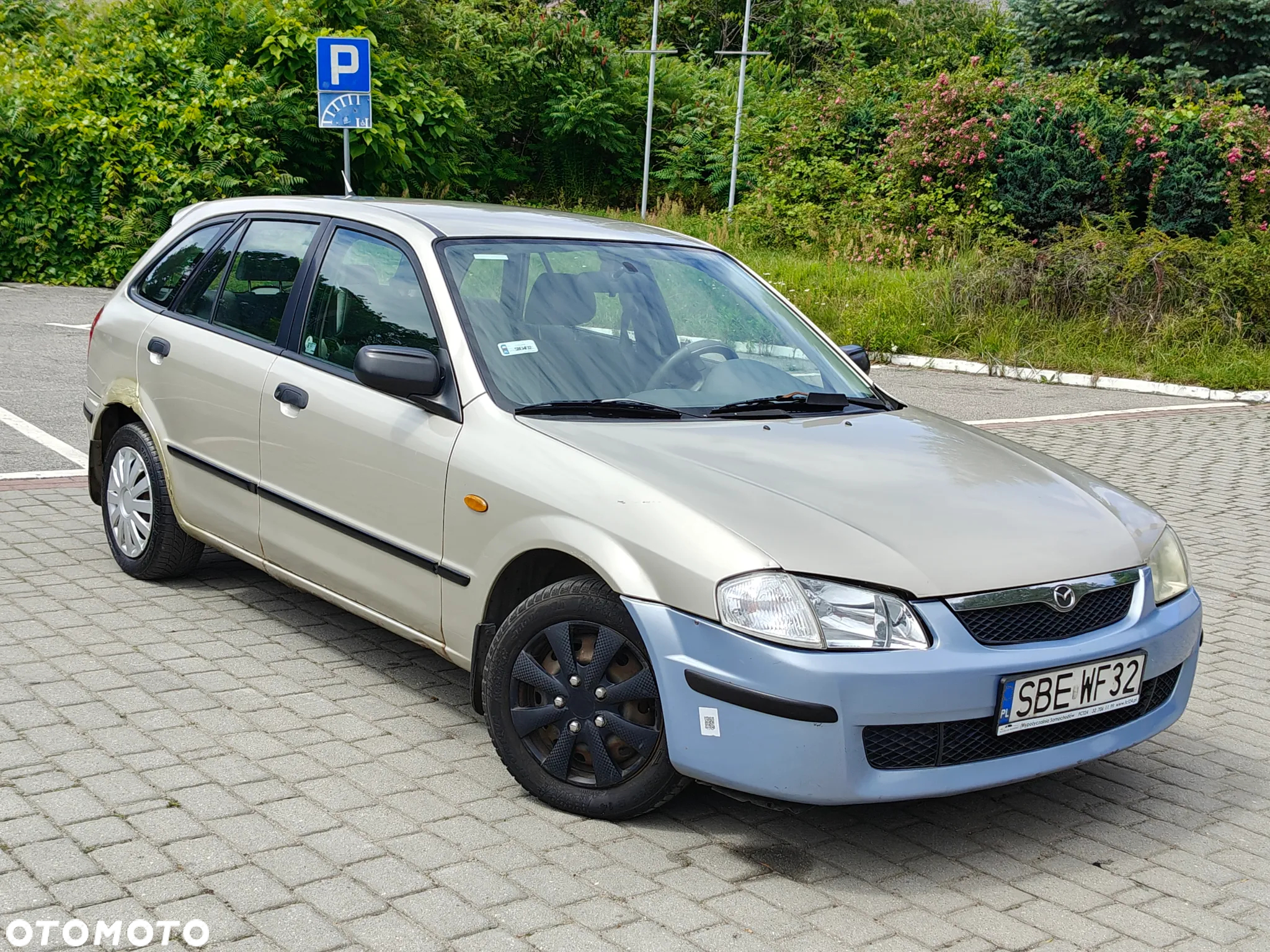 Mazda 323F 1.5 Exclusive - 4