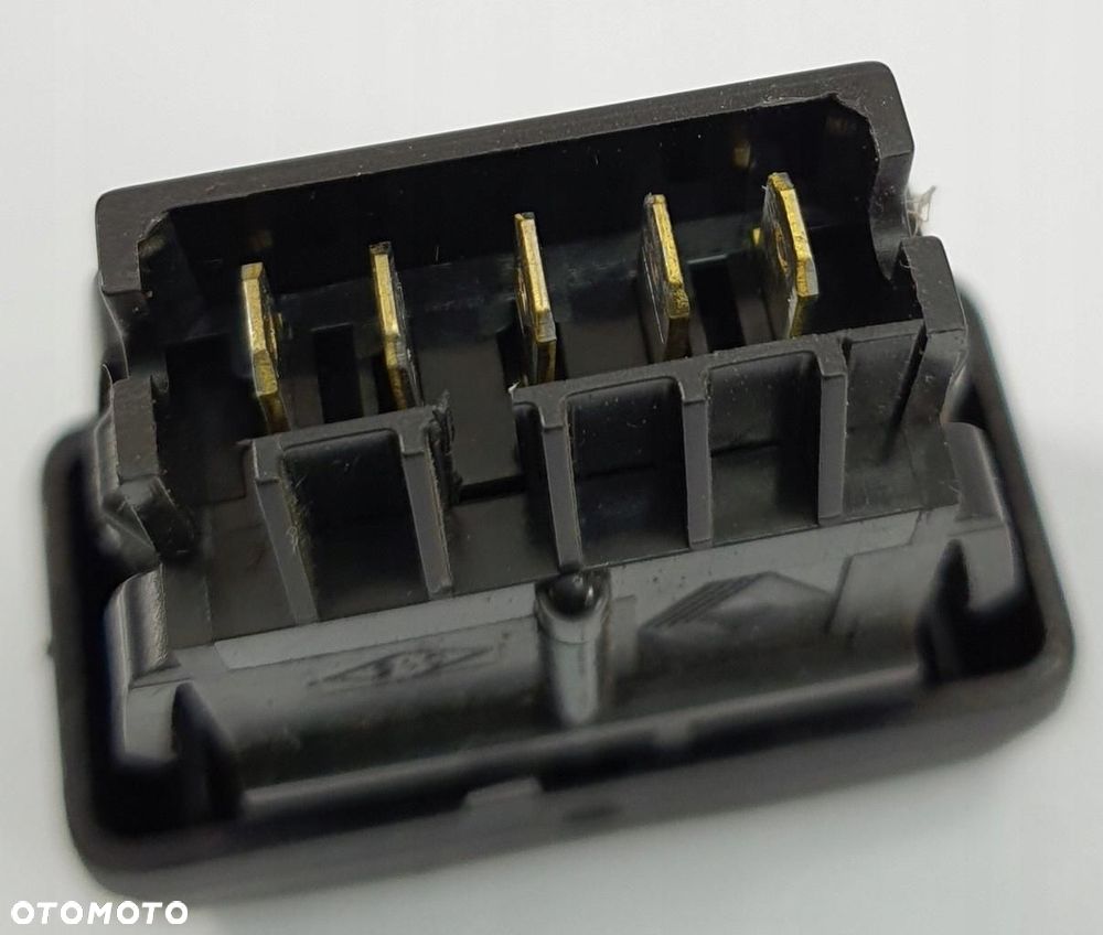 PRZYCISK BLOKADY DRZWI DACIA LOGAN MCV I - 3