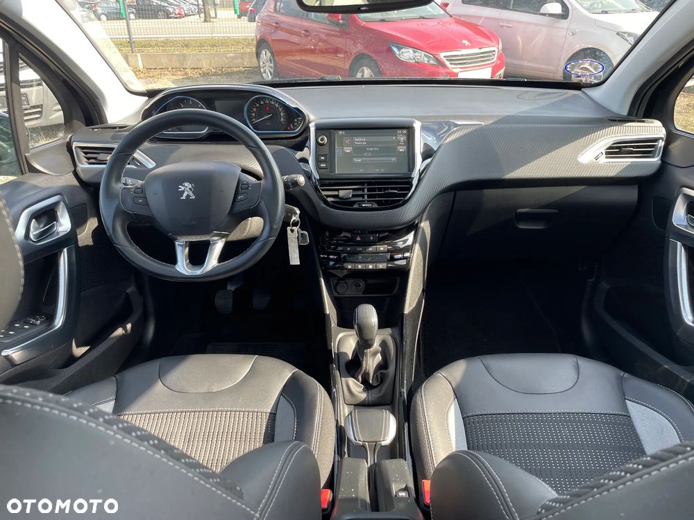 Peugeot 2008 1.6 BlueHDi Allure - 16