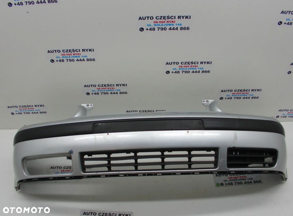 VW Golf 4 IV Zderzak przód LA7W - 2