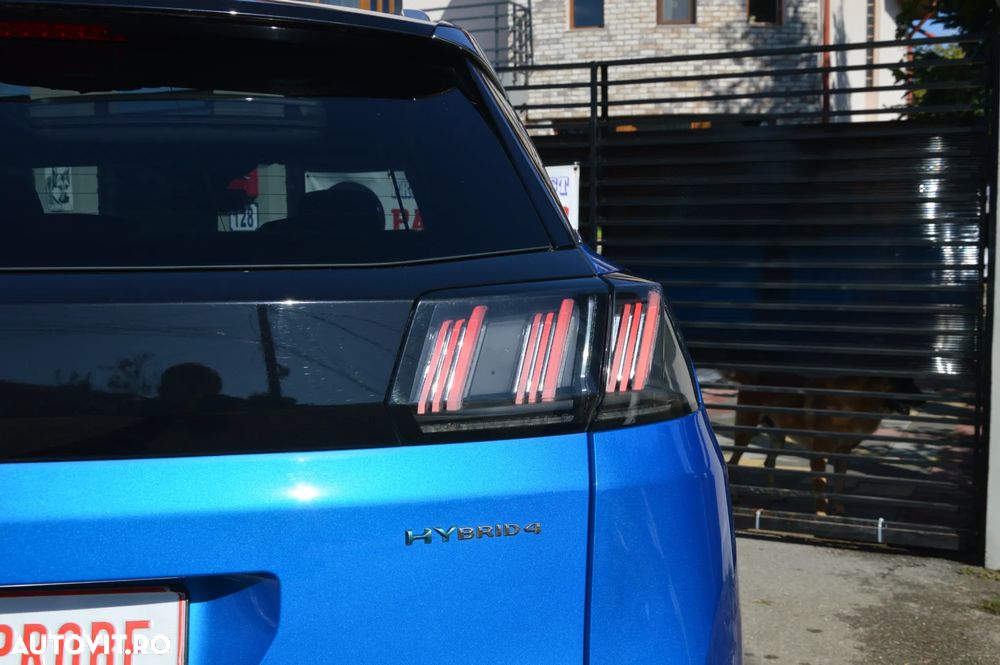 Peugeot 3008 PHEV 300 EAT8 4X4 GT - 30