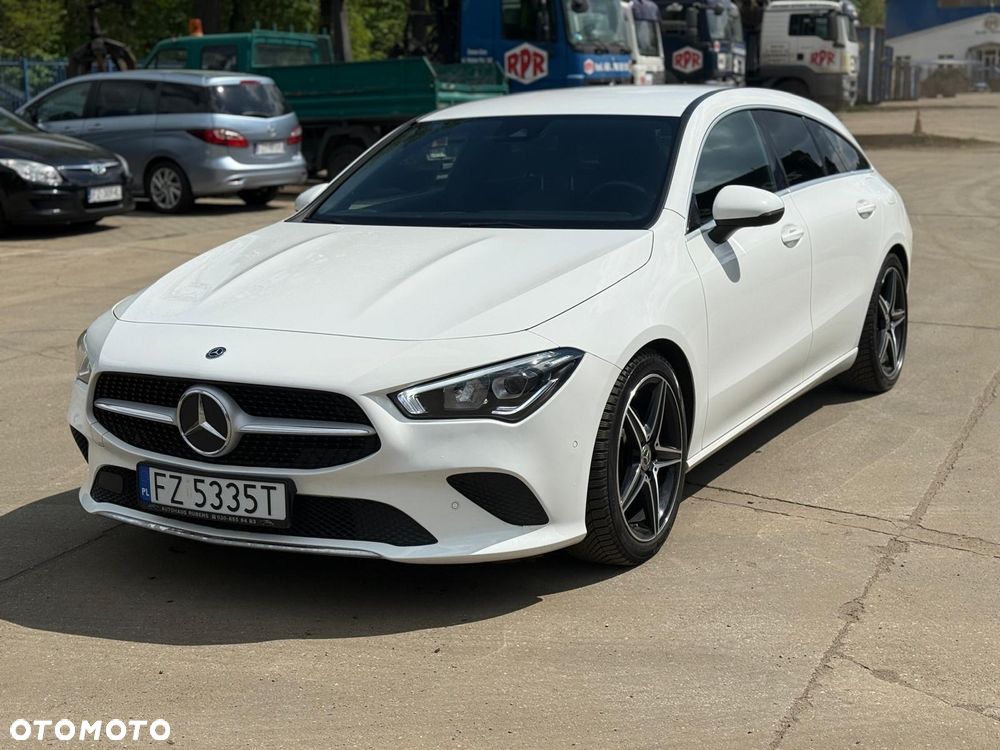 Mercedes-Benz CLA - 4