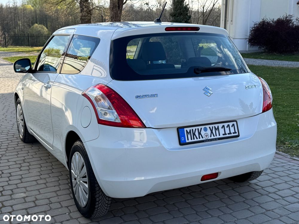 Suzuki Swift - 25