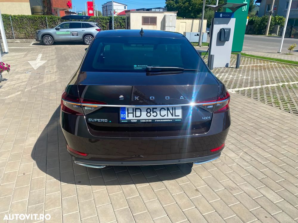 Skoda Superb 2.0 TDI DSG Laurin & Klement - 18
