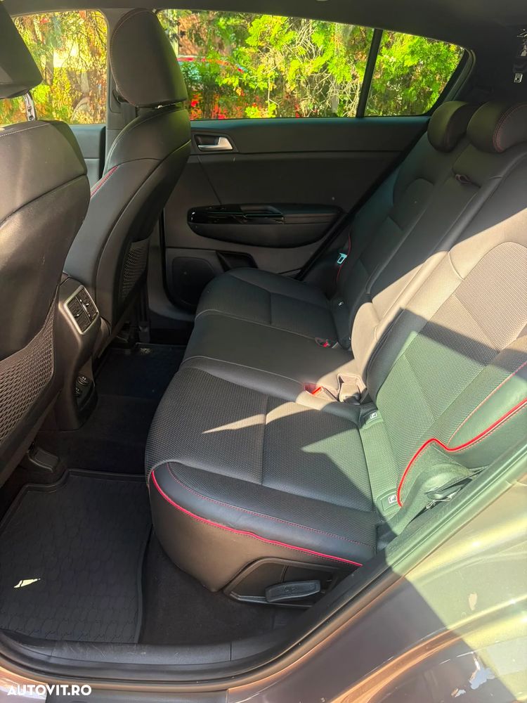 Kia Sportage 2.0 DSL 8AT HP 4x4 GT Line - 10