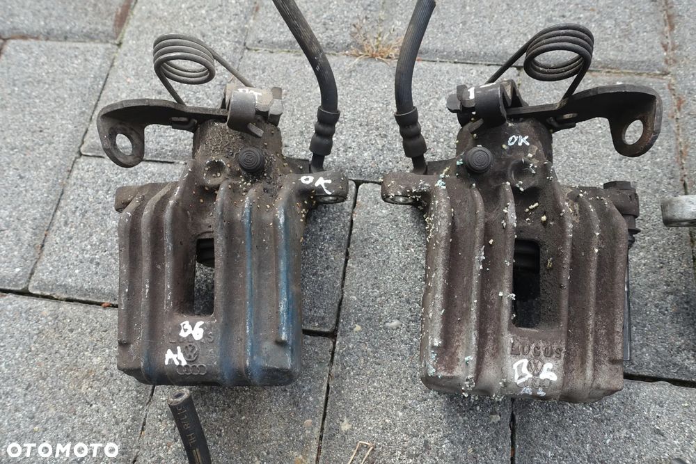 ZACISK TYLNY AUDI A4 B5 B6 B7 A6 C5 QUATTRO  A1 - 2