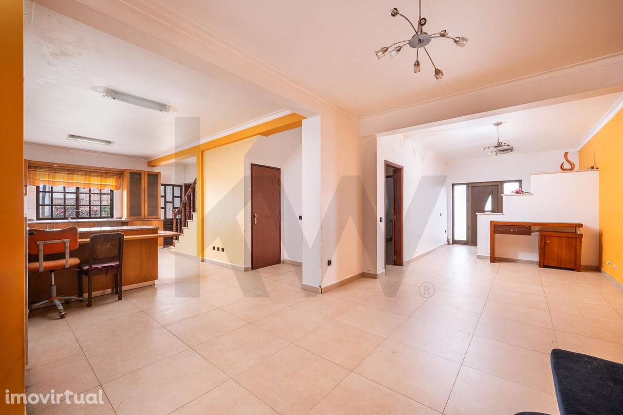 Moradia T4 - Vale de Janes - Grande imagem: 3/23