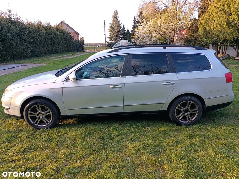 Volkswagen Passat 2.0 TDI DPF Comfortline DSG - 4