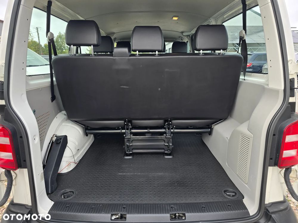 Volkswagen Transporter - 9