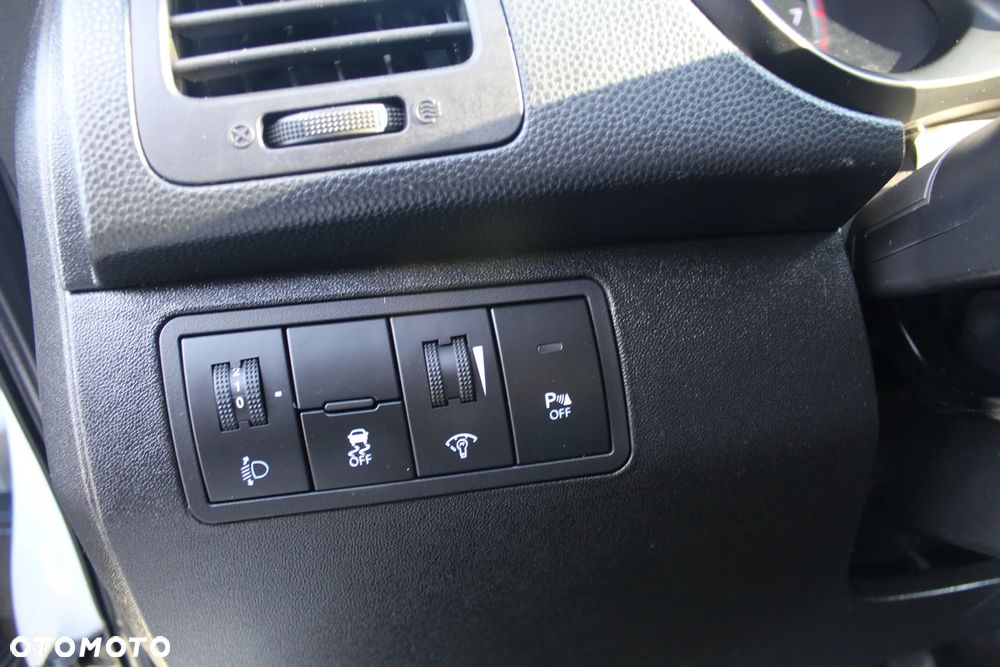 Hyundai ix20 1.6 blue YES Gold - 15