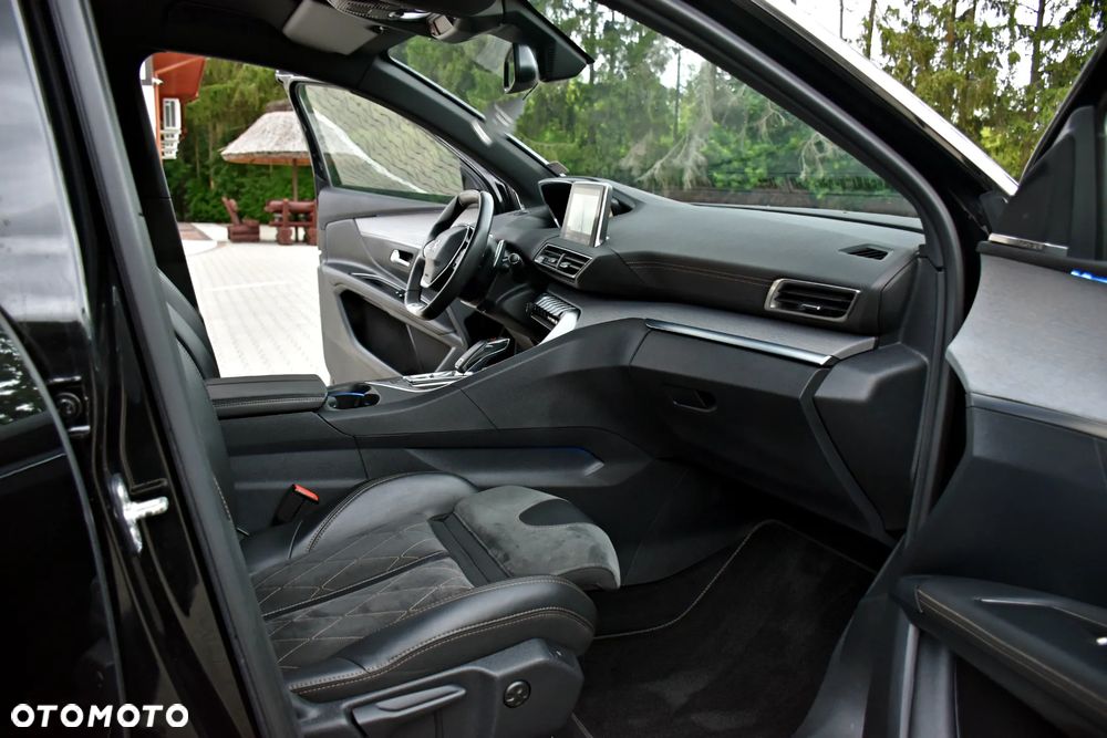 Peugeot 3008 2.0 BlueHDi GT S&S EAT8 - 29