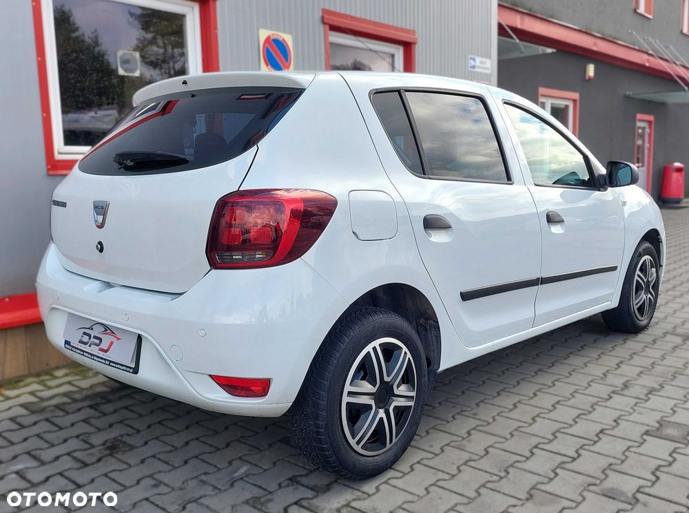 Dacia Sandero - 4