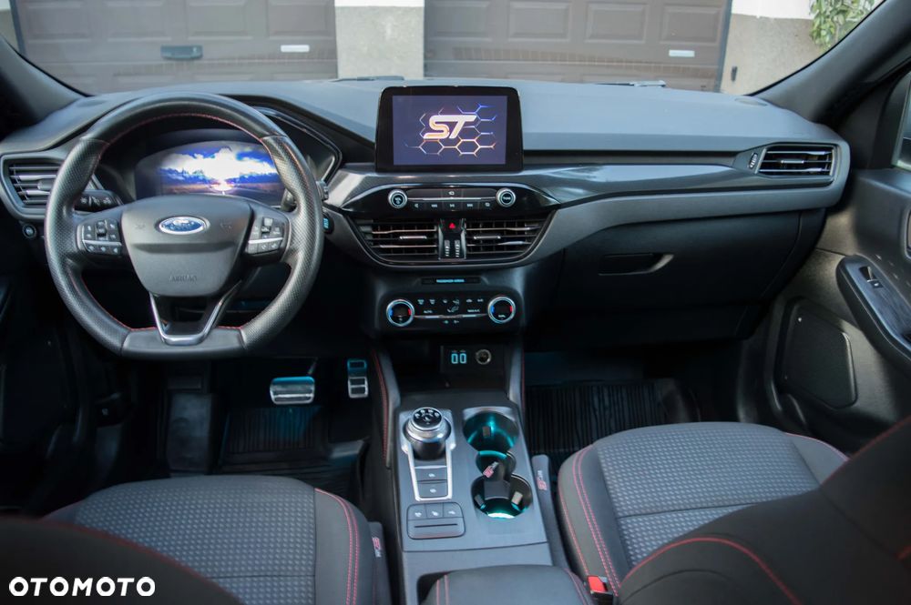 Ford Kuga 2.5 Duratec FHEV ST-LINE - 19