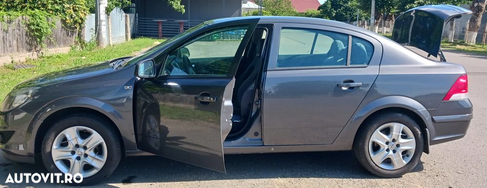 Opel Astra - 2