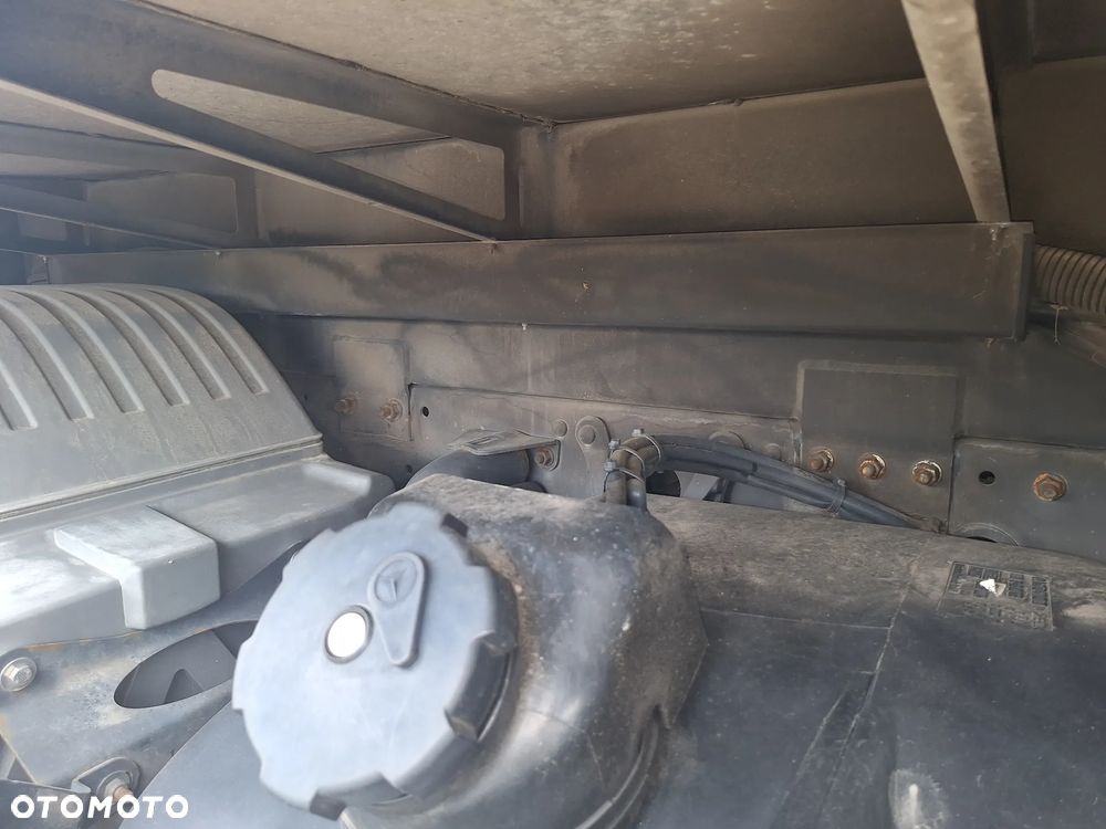 Mercedes-Benz podnośnik koszowy zwyżka Ruthmann T 330 - 10