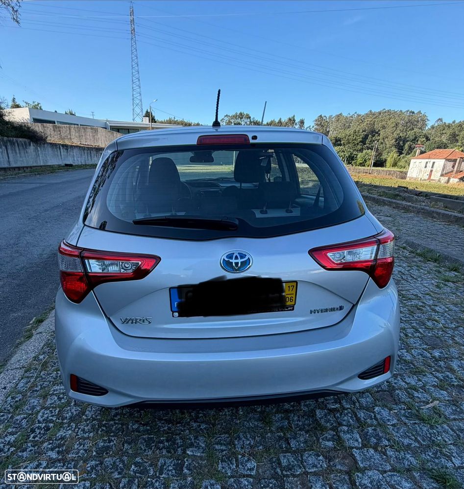 Toyota Yaris 1.5 HSD Comfort - 4