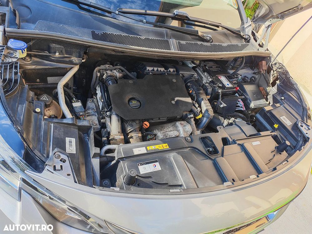 Peugeot 5008 1.5 BlueHDI s&s EAT8 Allure - 13