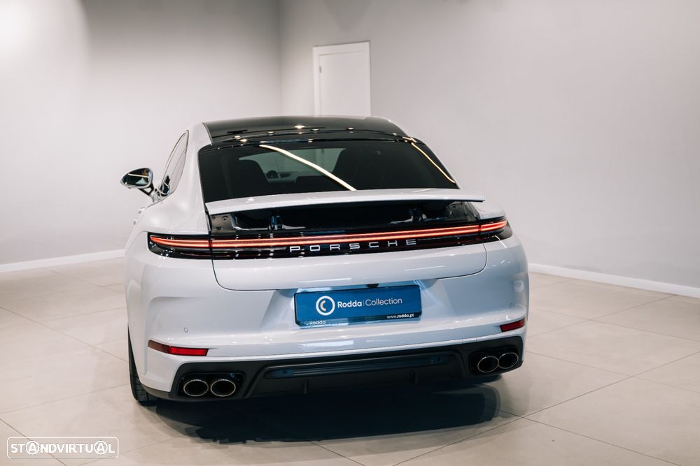 Porsche Panamera 4 E-Hybrid - 7