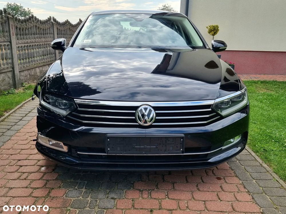 Volkswagen Passat 1.8 TSI BMT Comfortline - 17
