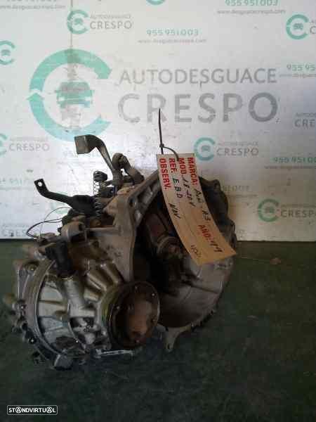 CAIXA DE VELOCIDADES AUDI A3 8L REF. EBD - 1
